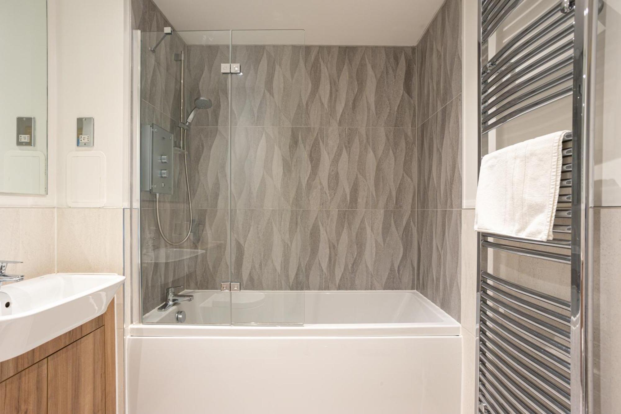 Comfy 2 Bedroom Apartment Near Edinburgh City Centre Zewnętrze zdjęcie